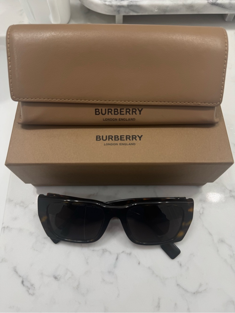 Burberry Poppy Rectangular Sunglasses - Picture 6 of 10